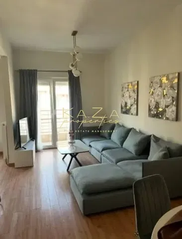 Σαλόνι; θέα, φυσικό φως, μοντέρνο στυλ, ξύλινο πάτωμα