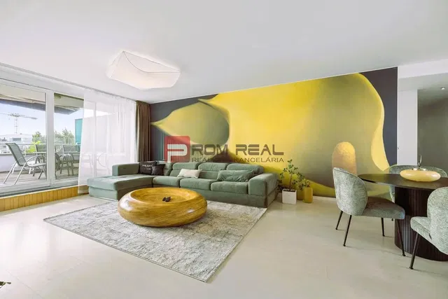 Dnevna soba; pogled, moderni stil, prirodno svjetlo