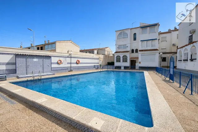 Maison et environs; vue