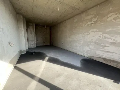 Otro; necesita renovación, luz natural