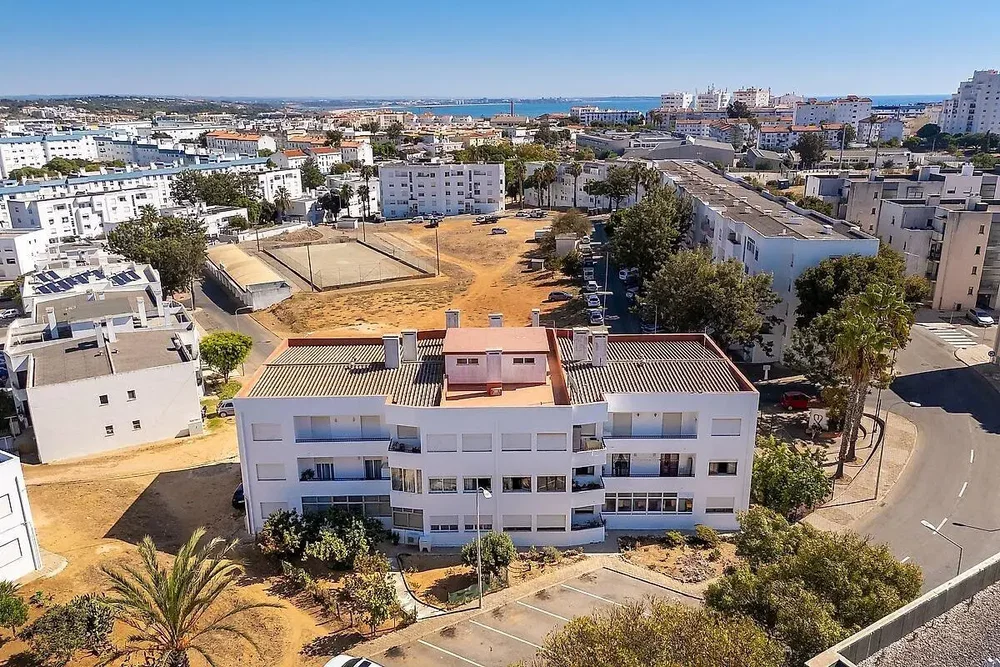 Кућа и околина; поглед