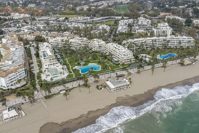 Dom i otoczenie; widok