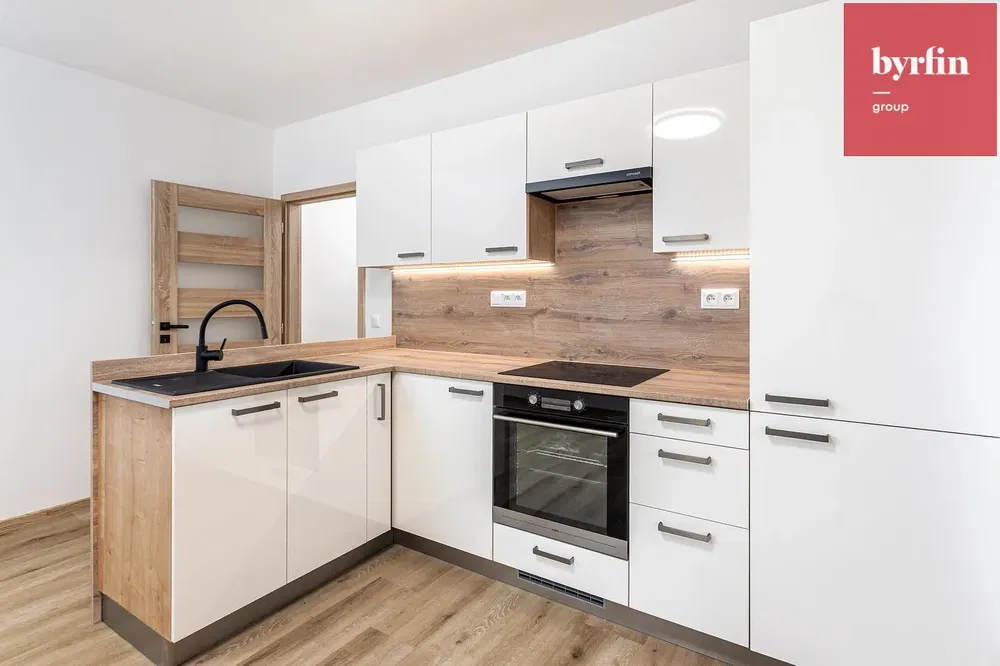 Küche; küchengeräte, renoviert, moderner stil