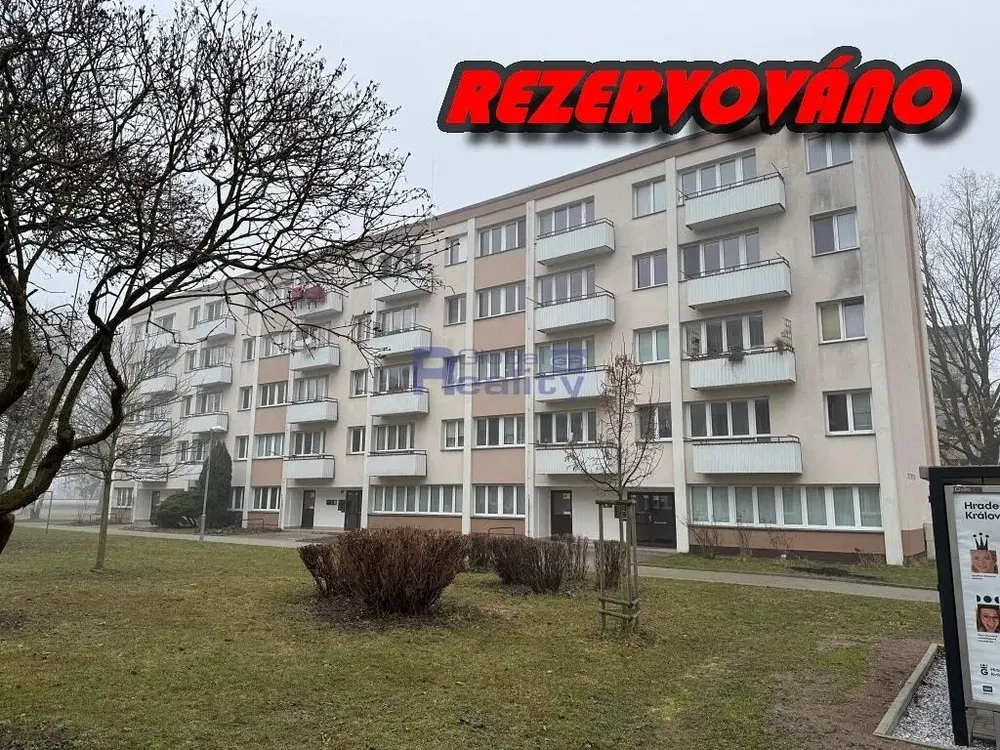 Dům a okolí