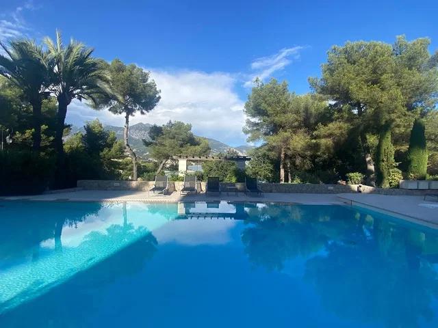 Casa e dintorni; vista, luce naturale