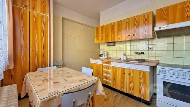 Cuisine; électroménager, carrelage