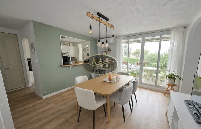 Дневна соба; поглед, природно светло, модерни стил