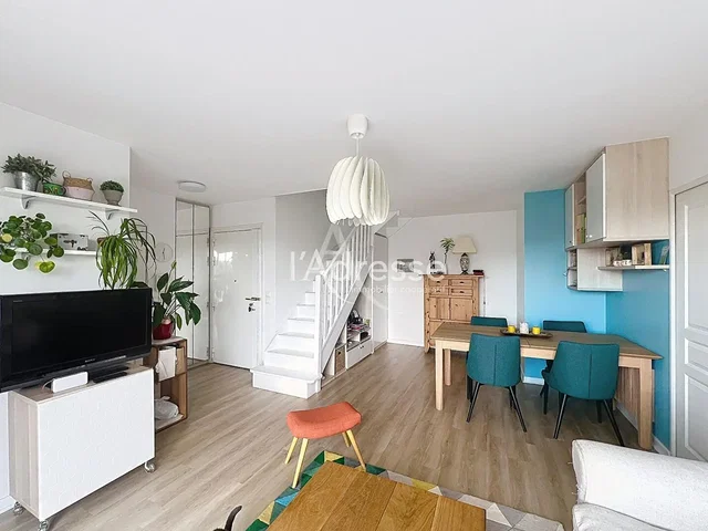 Wohnzimmer; tageslicht, moderner stil