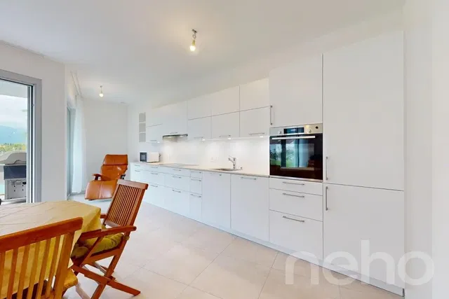 Kitchen; kitchen appliances, view, natural light, modern style