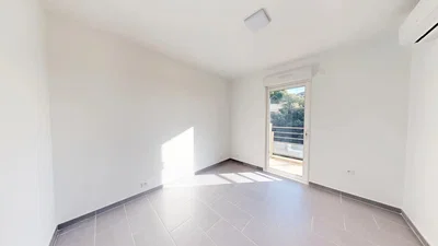 Diğer; doğal ışık, fayans zemin