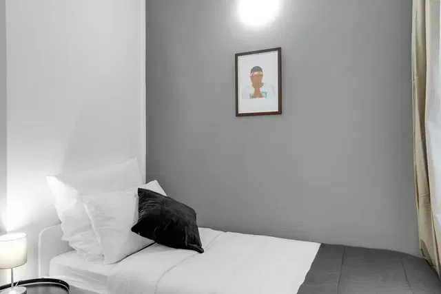 Schlafzimmer; tageslicht, moderner stil