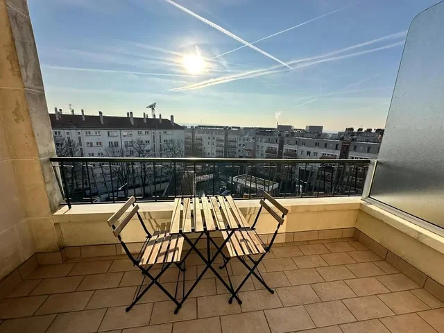 Balkon; widok, podłoga z płytek