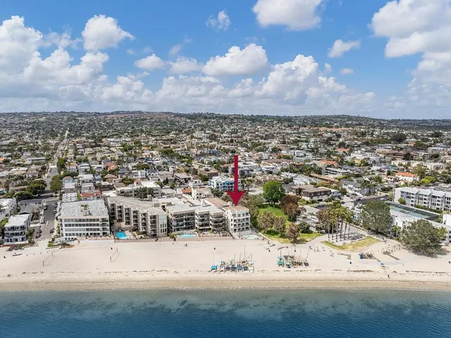 House and surroundings; view