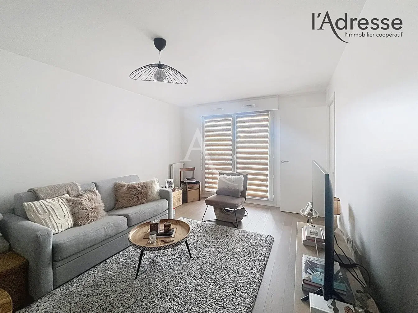 Wohnzimmer; tageslicht, moderner stil