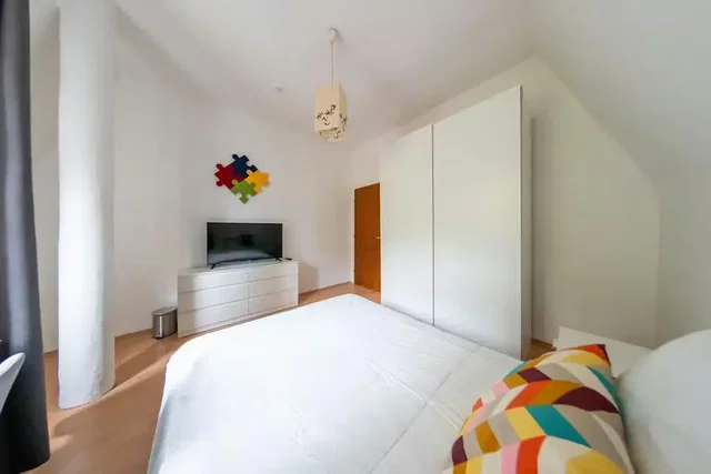 Quarto; luz natural, estilo moderno