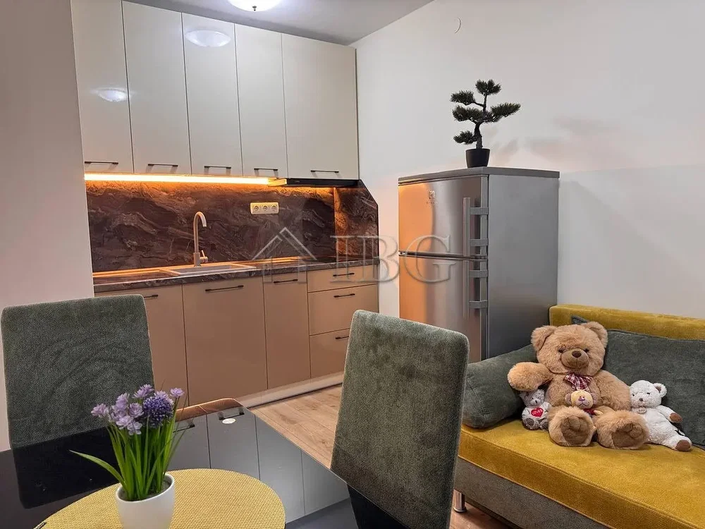 Кухиња; модерни стил, кухињски апарати