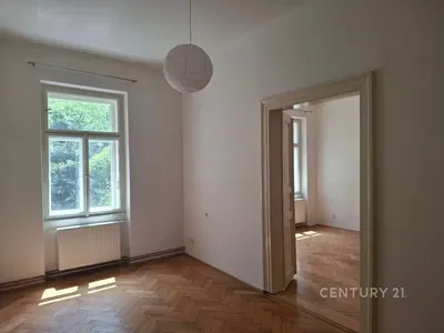 Schlafzimmer; tageslicht, holzboden