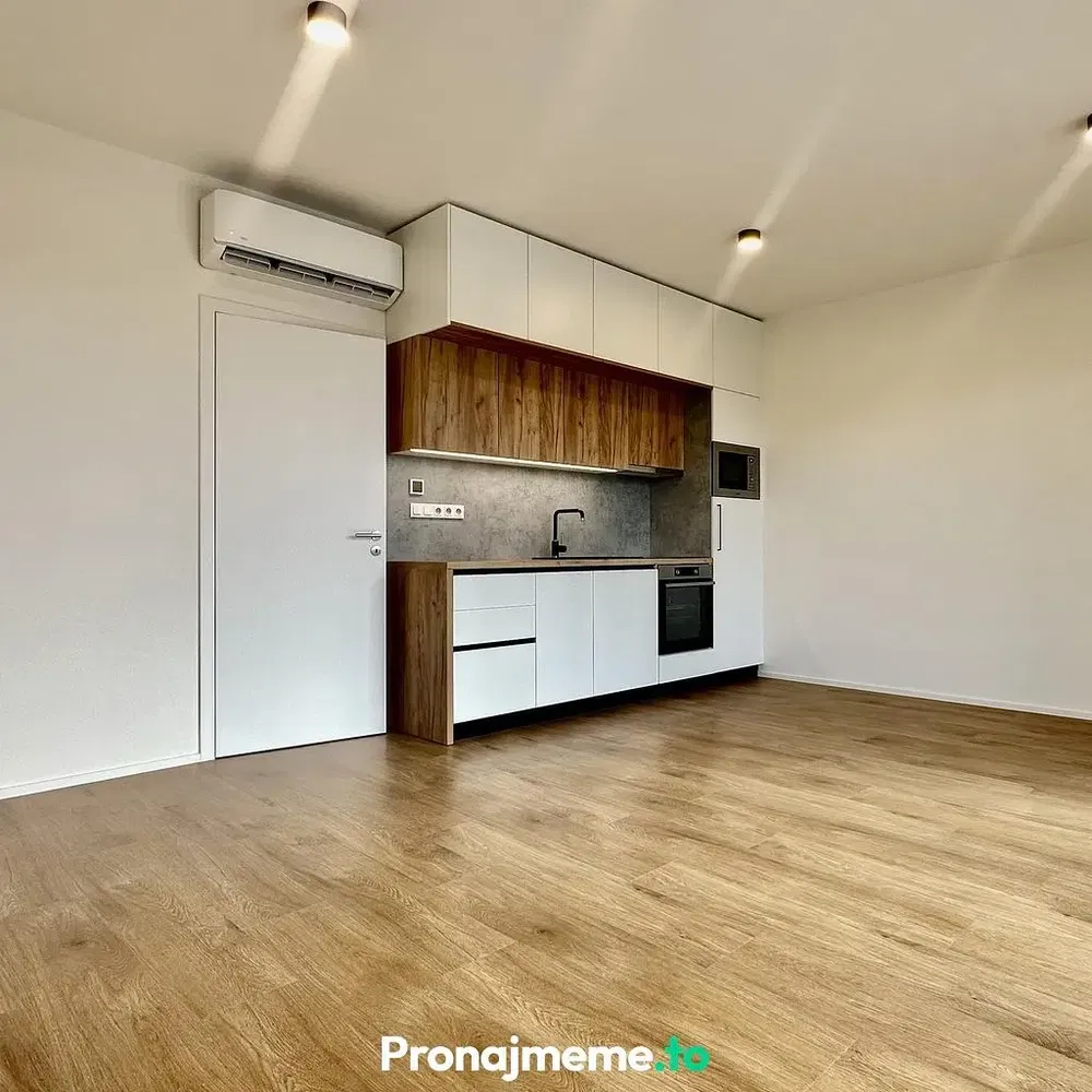 Küche; küchengeräte, tageslicht, moderner stil, renoviert