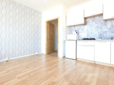 Kuchyně; po rekonstrukci, přirozené světlo, moderní styl