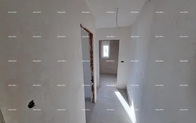 Kammer; renovierungsbedürftig, tageslicht