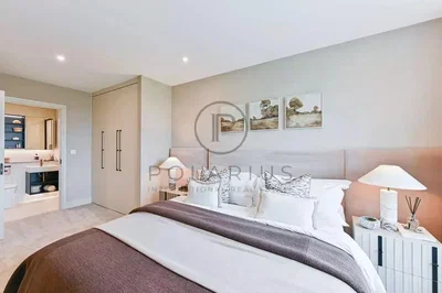 Chambre; lumière naturelle, style moderne, rénové