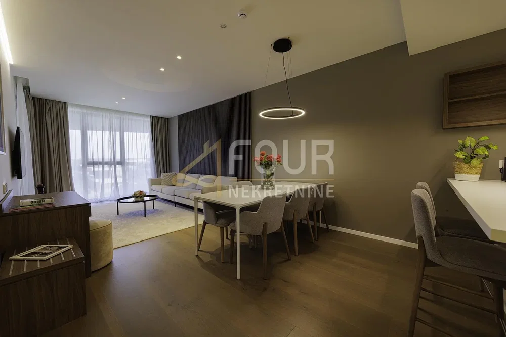 Wohnzimmer; holzboden, moderner stil, tageslicht