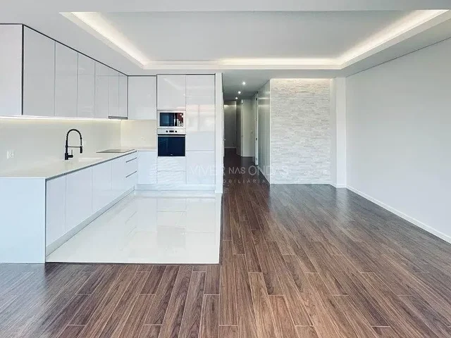 أخرى