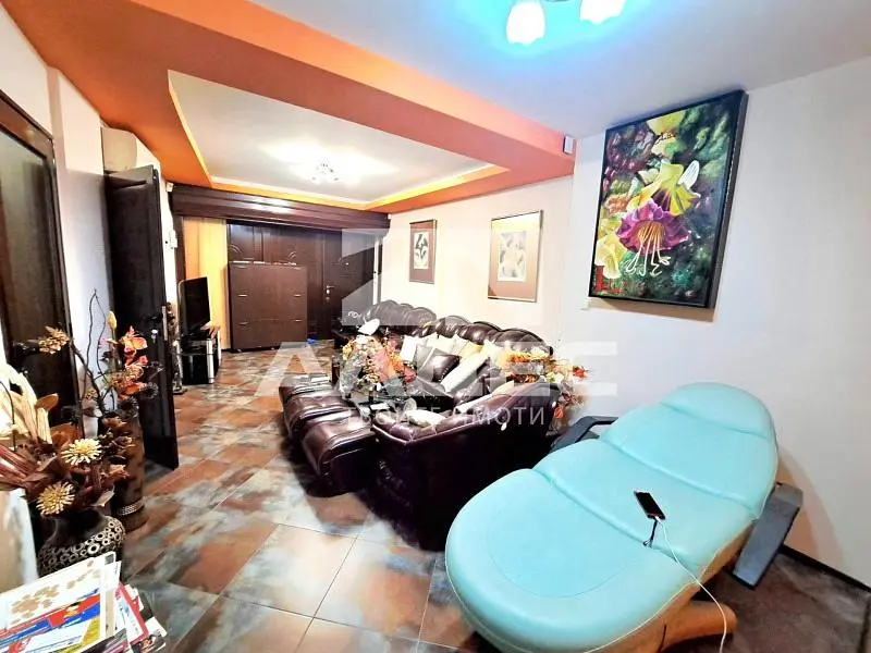 Salon