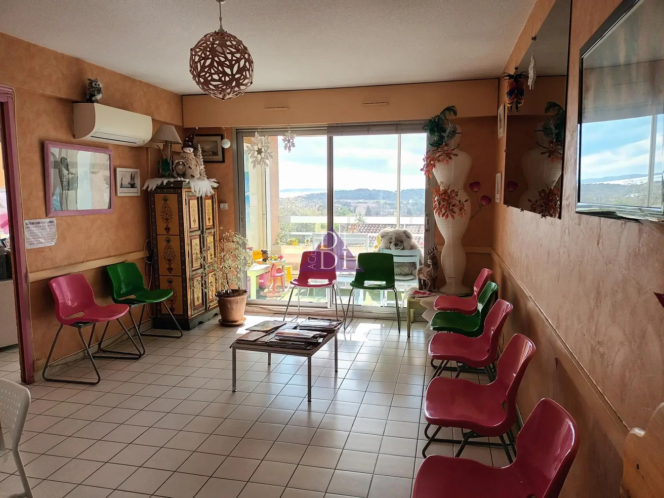 Salon