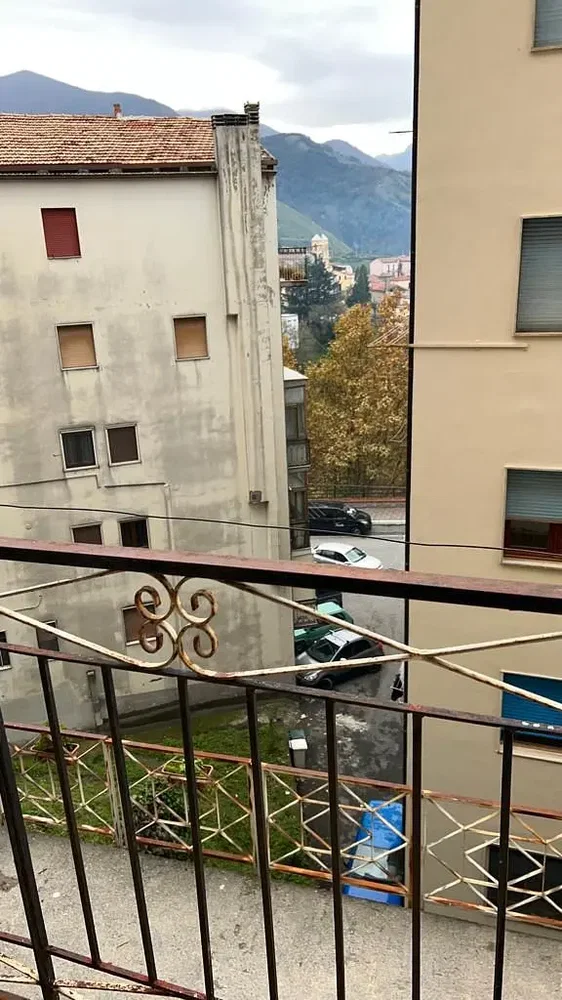 أخرى