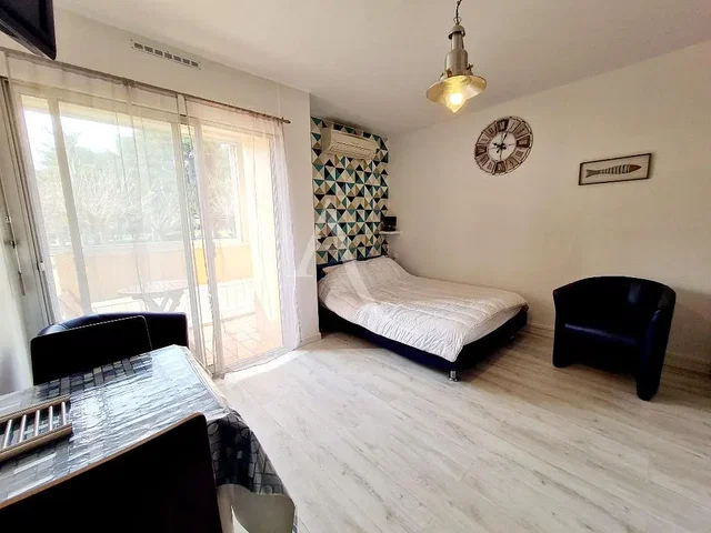 Σαλόνι