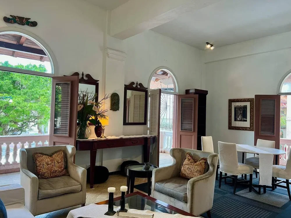 Salon