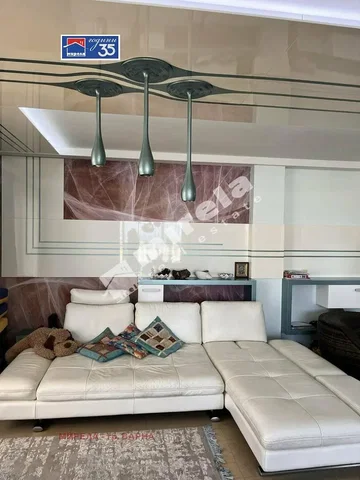 Oturma odası