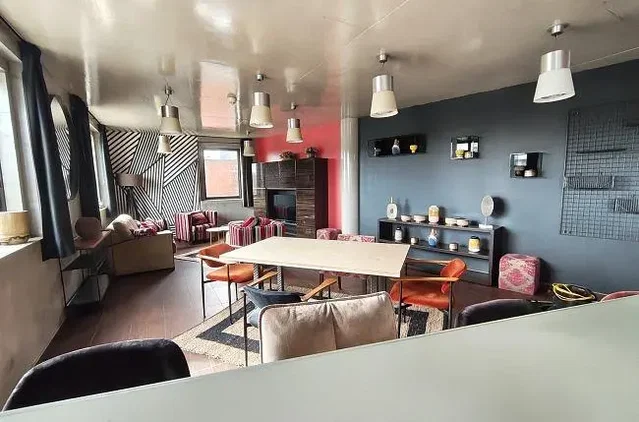 Salon