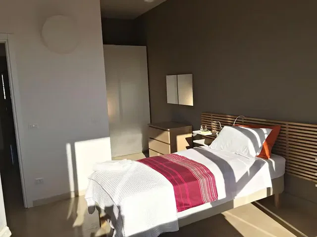 Хол
