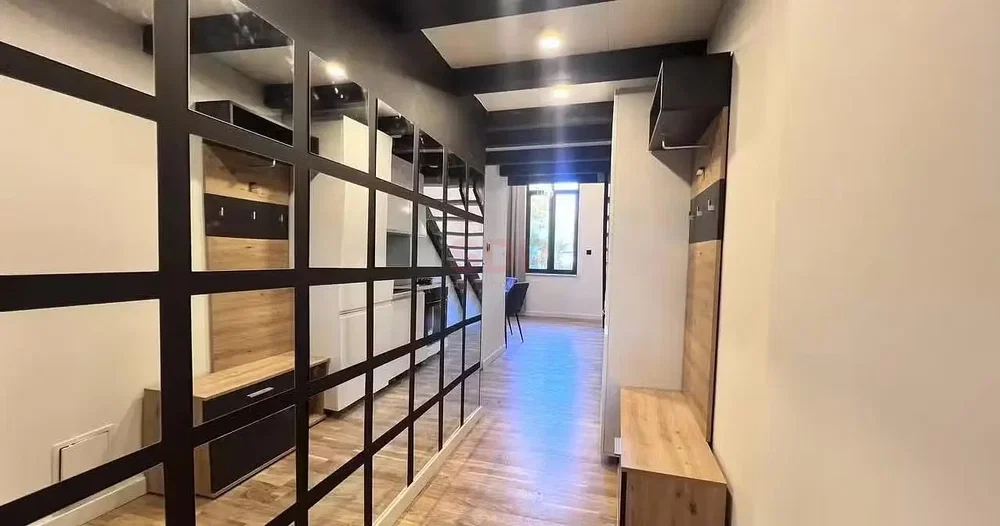 أخرى