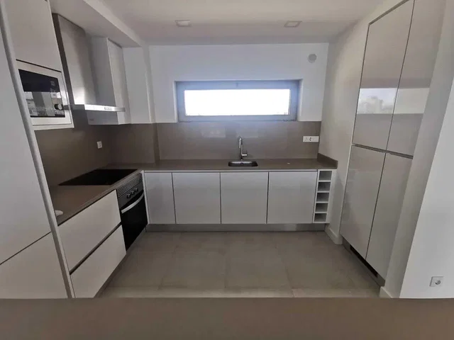 أخرى