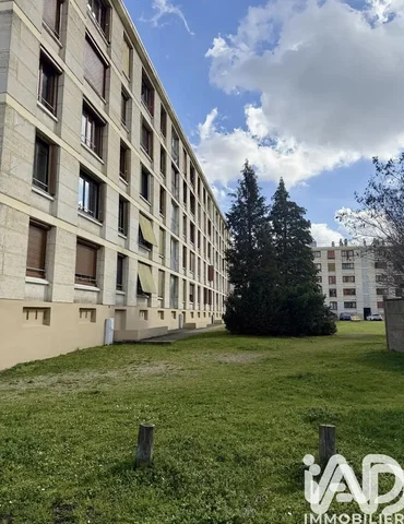Хол