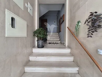 أخرى