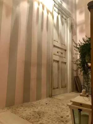 أخرى