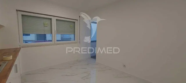 أخرى