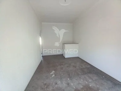 أخرى
