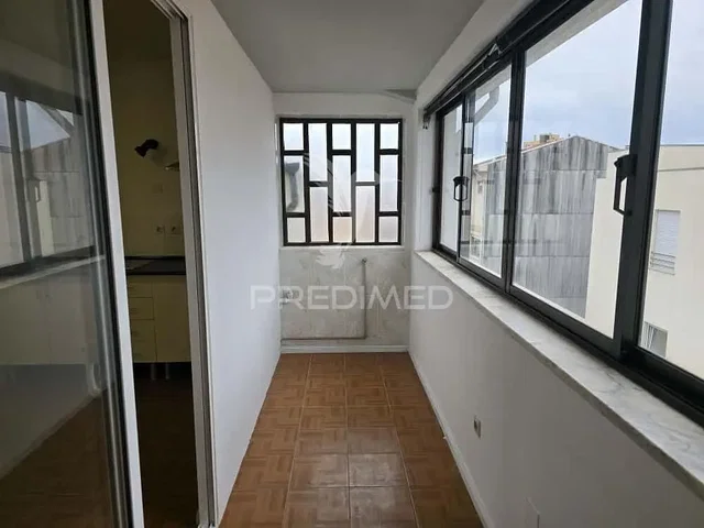 أخرى