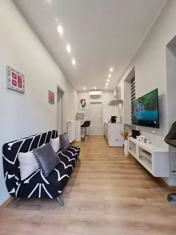 Хол
