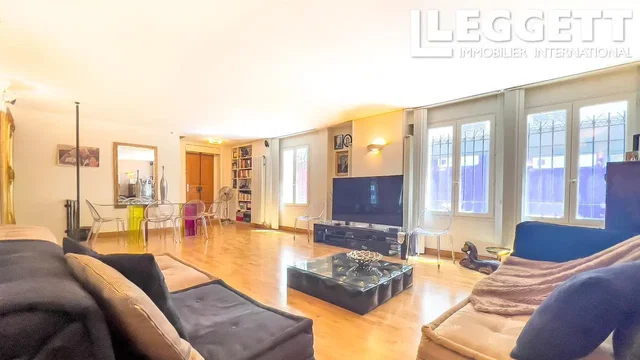Salon