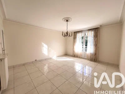 غرفة معيشة