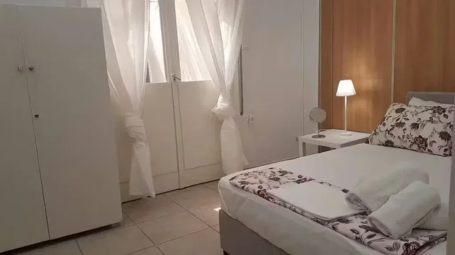 Хол