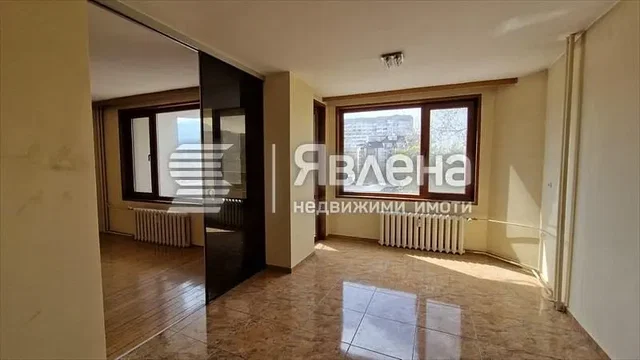 Хол