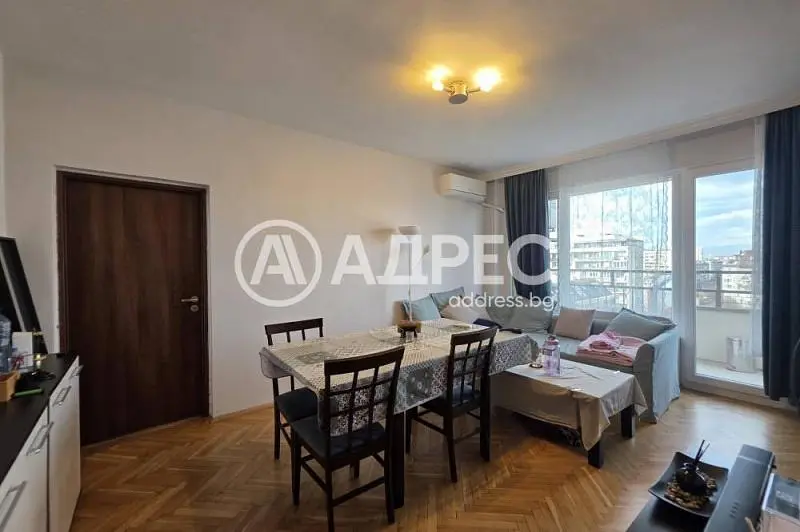 Дневна соба