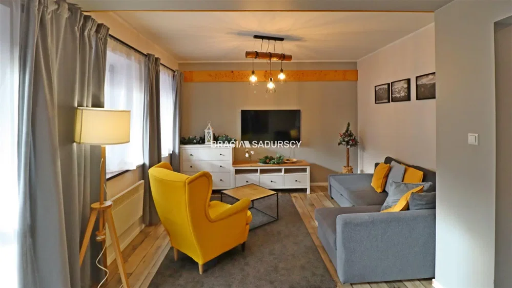 أخرى